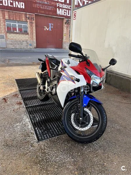 Honda CBR125R 1900 € 2012 Valencia - 2