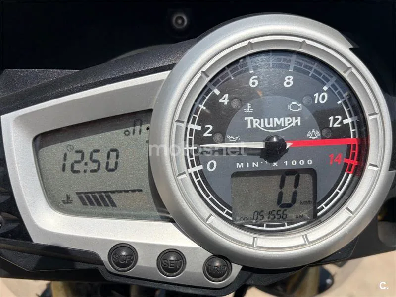 Triumph Street Triple - Vista 6