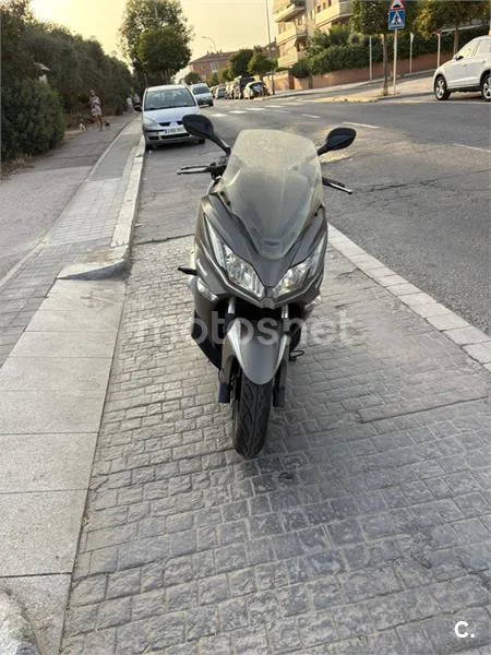 Kawasaki J125 - Vista 3