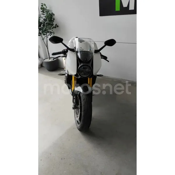Triumph Speed Triple 13.599 € 2023 Cádiz - 2