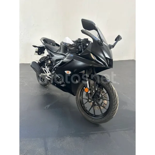 Yamaha YZF-R125 - Vista 4