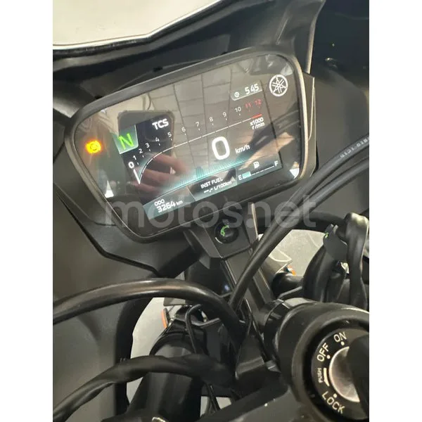 Yamaha YZF-R125 - Vista 6