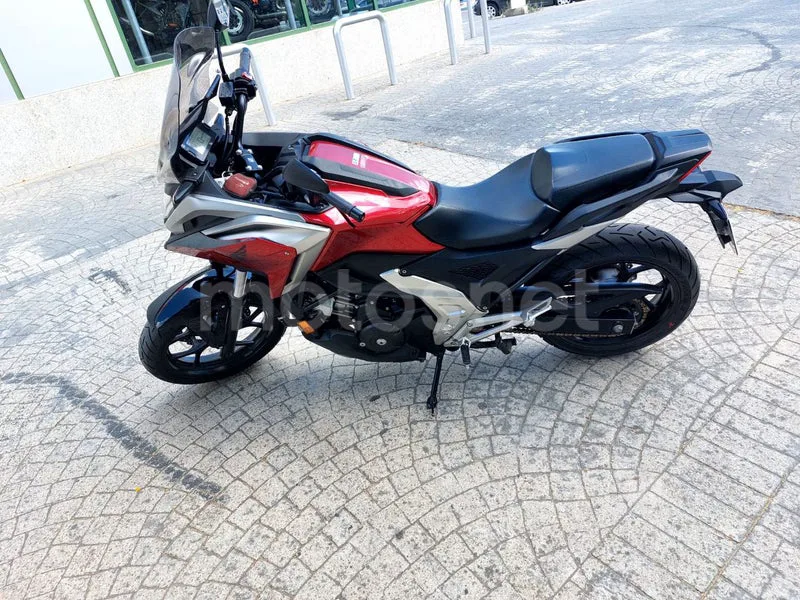 Honda NC750X - Vista 5