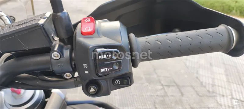 Triumph Tiger 800 XC - Vista 6