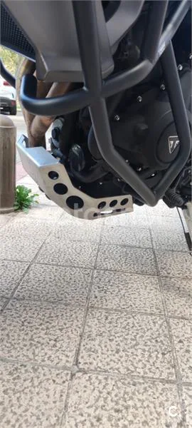 Triumph Tiger 800 XC - Vista 8