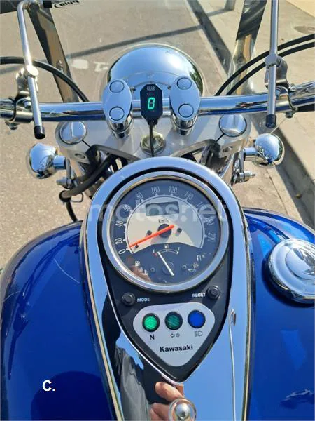 Kawasaki VN900 Classic - Vista 6