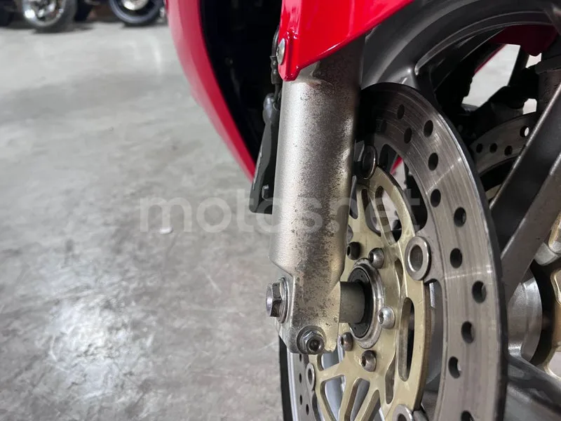 Honda VFR800F - Vista 30