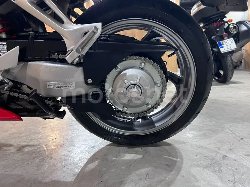 Honda VFR800F - Vista 35