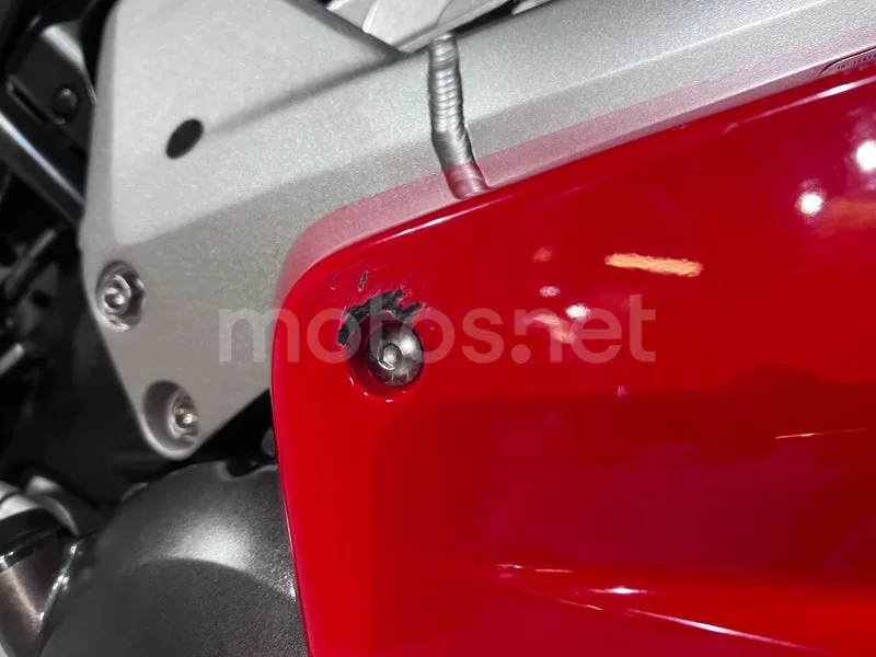 Honda VFR800F - Vista 38