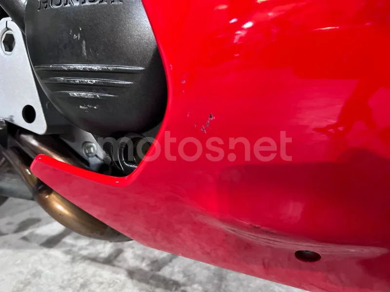 Honda VFR800F - Vista 40