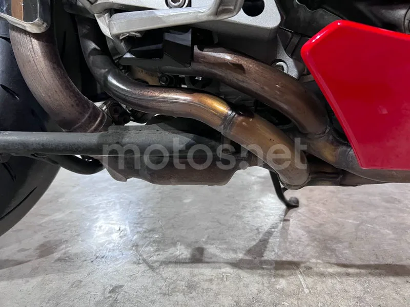 Honda VFR800F - Vista 48