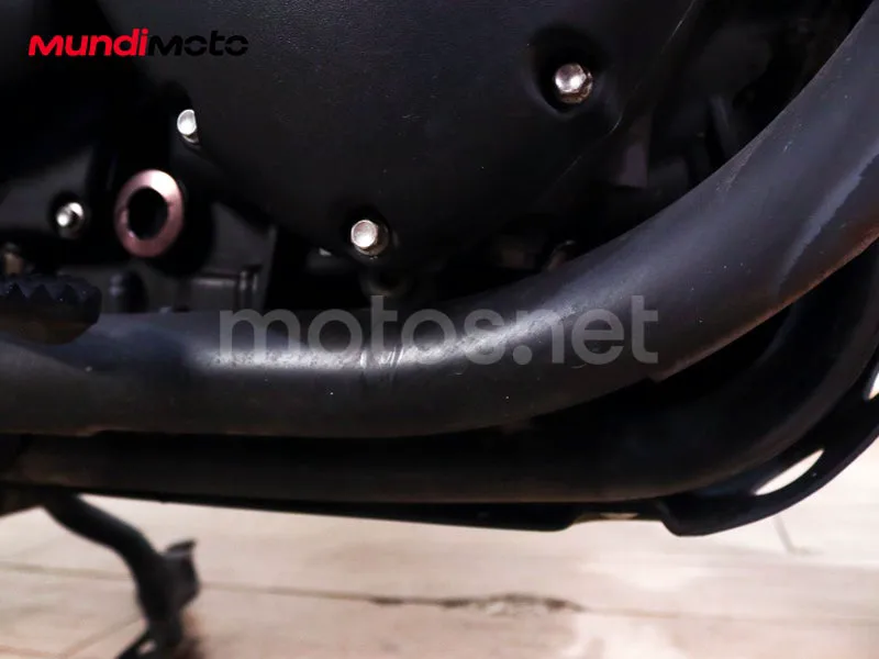 Triumph Bonneville T120 - Vista 13
