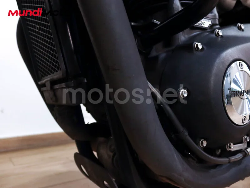 Triumph Bonneville T120 - Vista 27