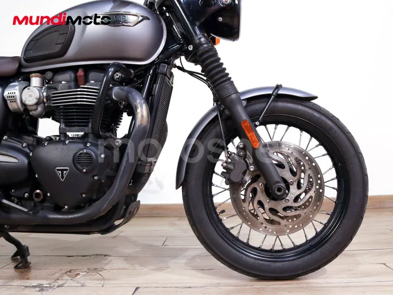 Triumph Bonneville T120 - Vista 41
