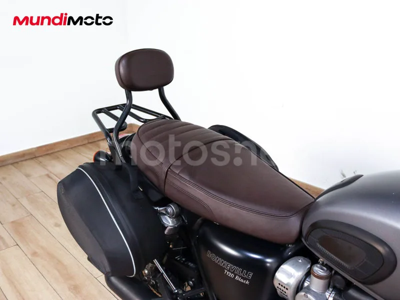 Triumph Bonneville T120 - Vista 42