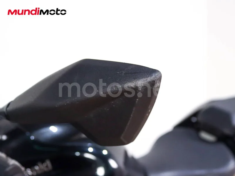 Kawasaki Z900 - Vista 19