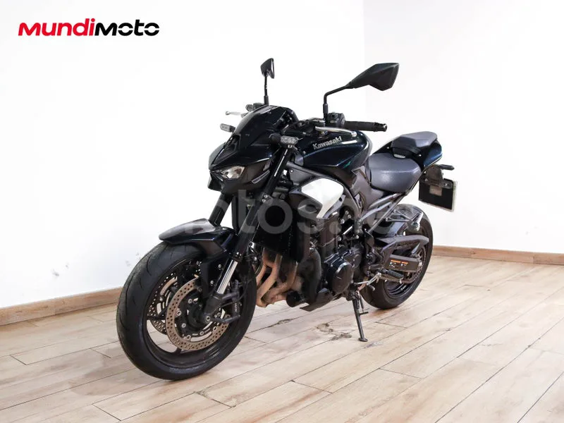Kawasaki Z900 - Vista 7