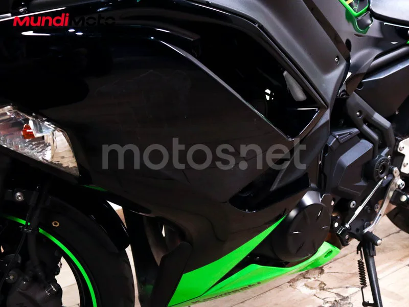 Kawasaki Ninja 650 - Vista 19