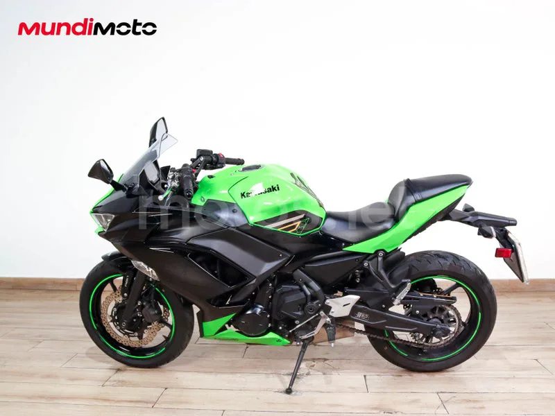 Kawasaki Ninja 650 - Vista 6
