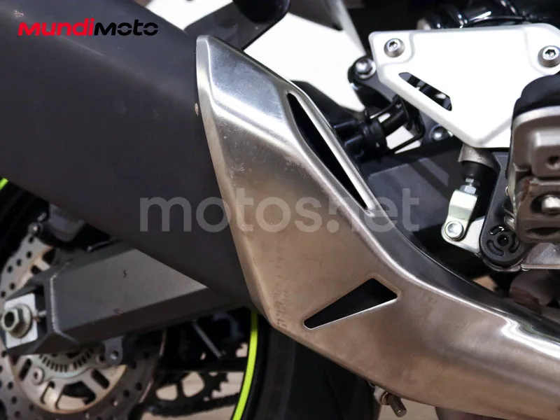 Kawasaki Z900 - Vista 29