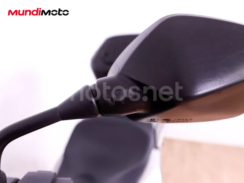 Honda Forza 750 - Vista 22