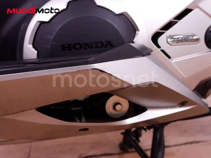 Honda Forza 750 - Vista 27