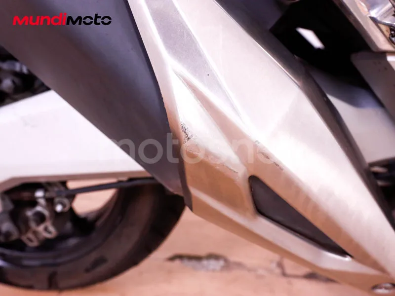 Honda Forza 750 - Vista 33