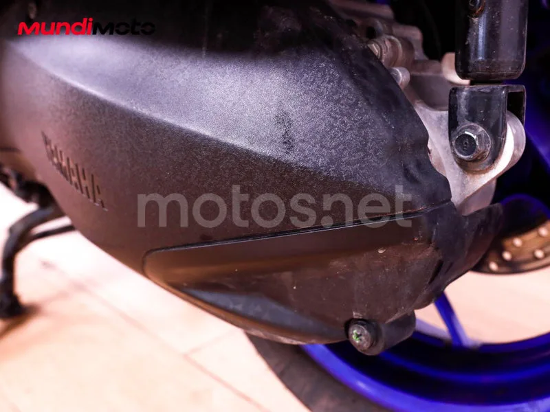 Yamaha XMAX 300 - Vista 24