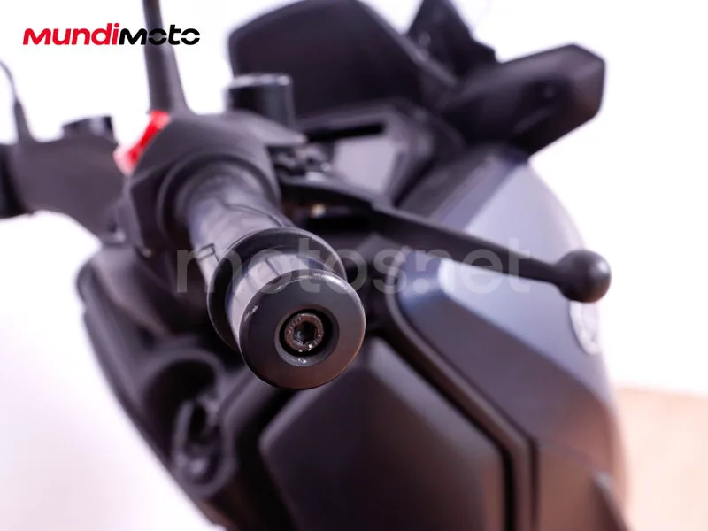 Yamaha XMAX 300 - Vista 28