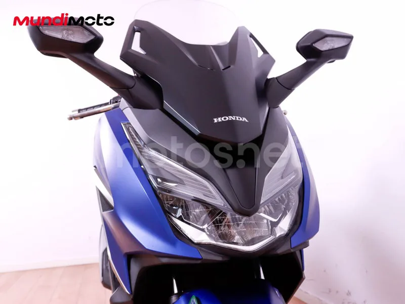 Honda Forza 350 - Vista 5