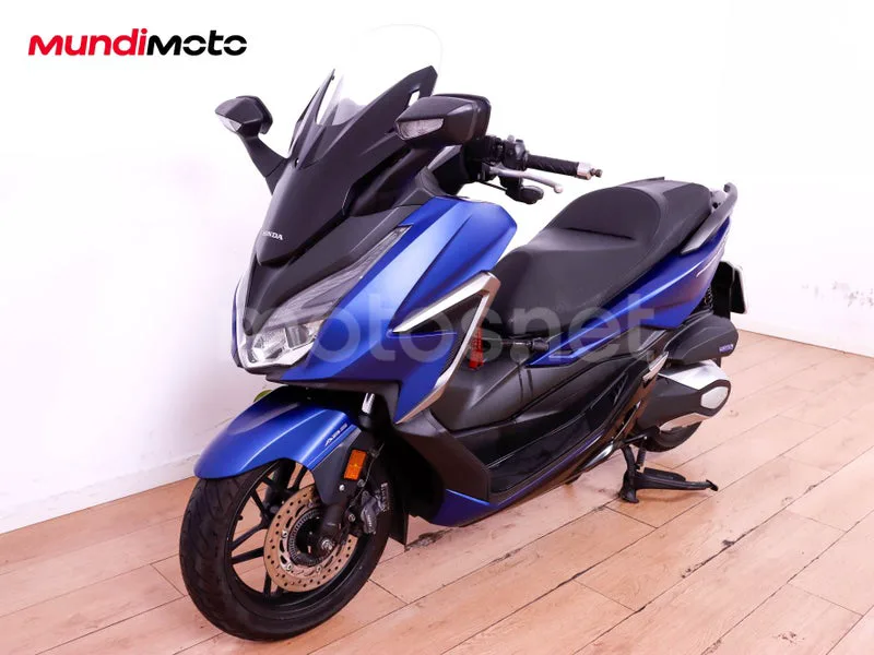 Honda Forza 350 - Vista 7