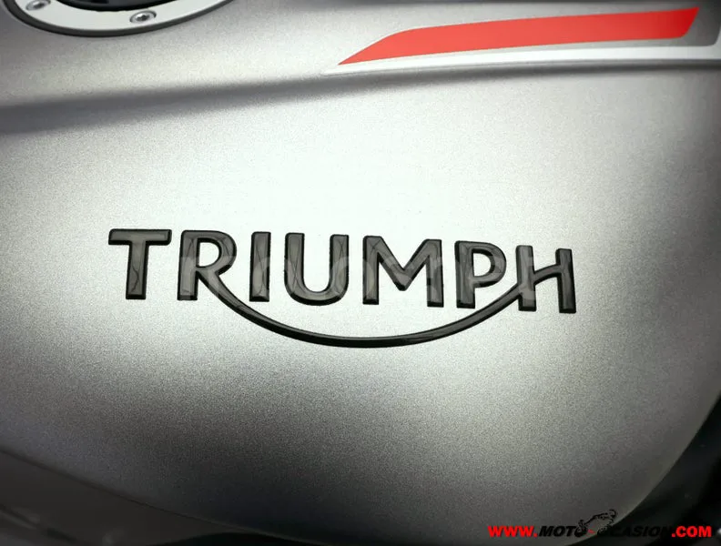 Triumph Street Triple - Vista 9
