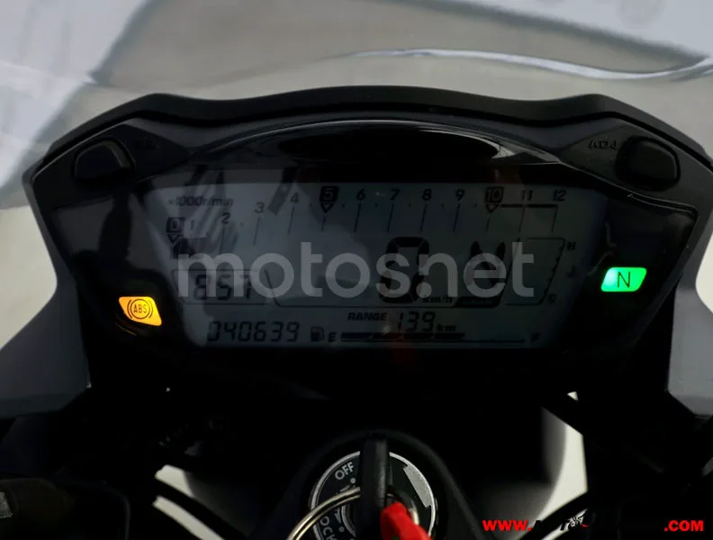 Suzuki SV650 - Vista 6