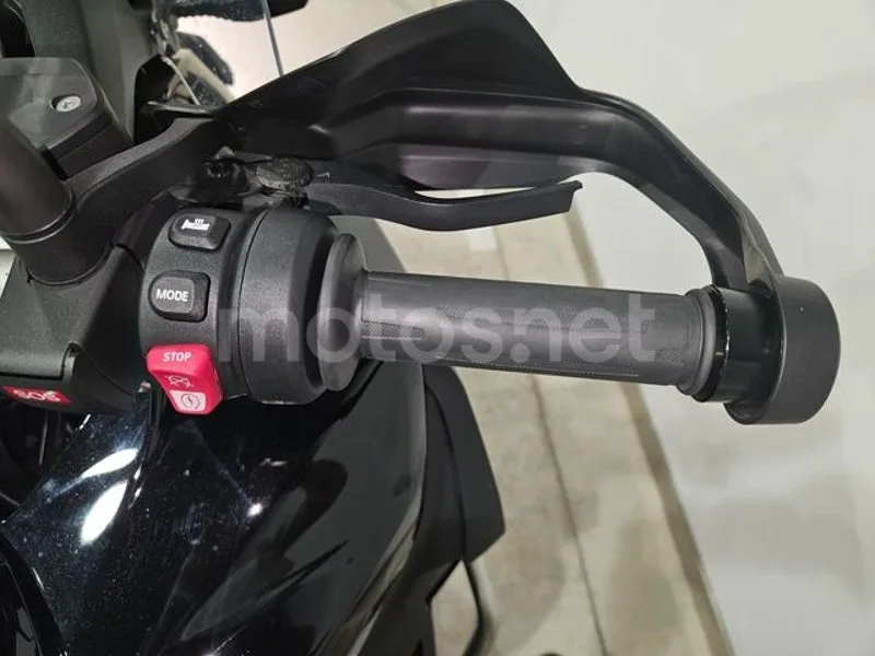 BMW F 900 GS - Vista 9