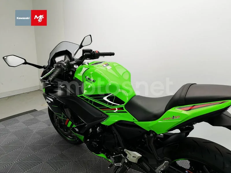 Kawasaki Ninja 650 - Vista 18