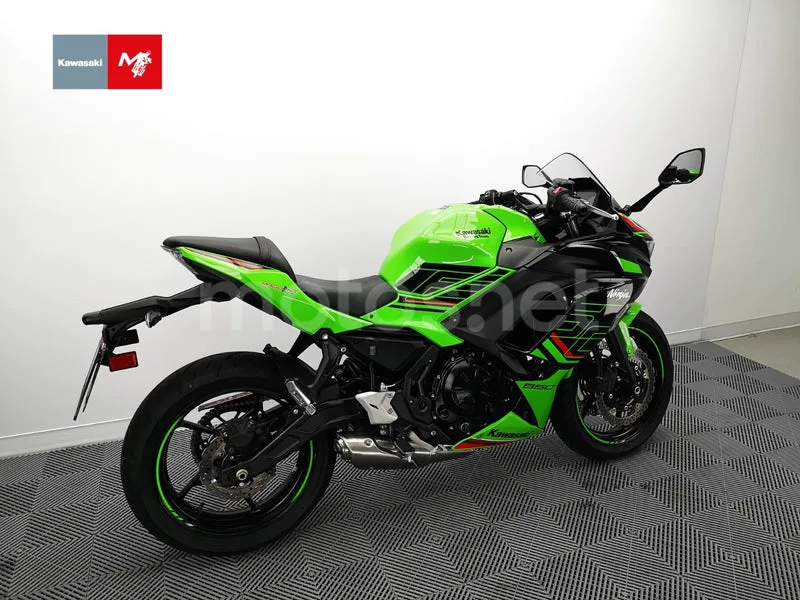 Kawasaki Ninja 650 - Vista 4