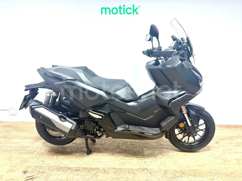 Honda ADV350 4760 € 2024 Madrid - 2