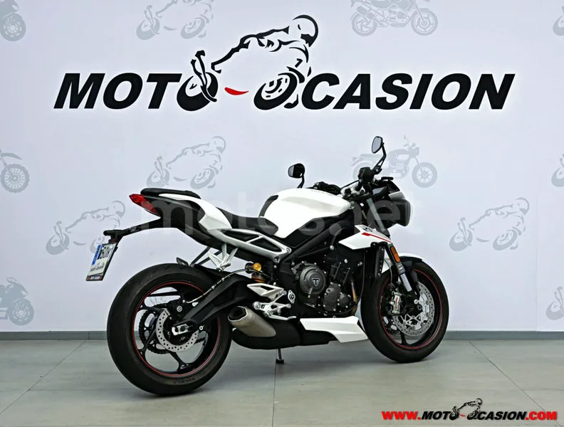 Triumph Street Triple 765 - Vista 3
