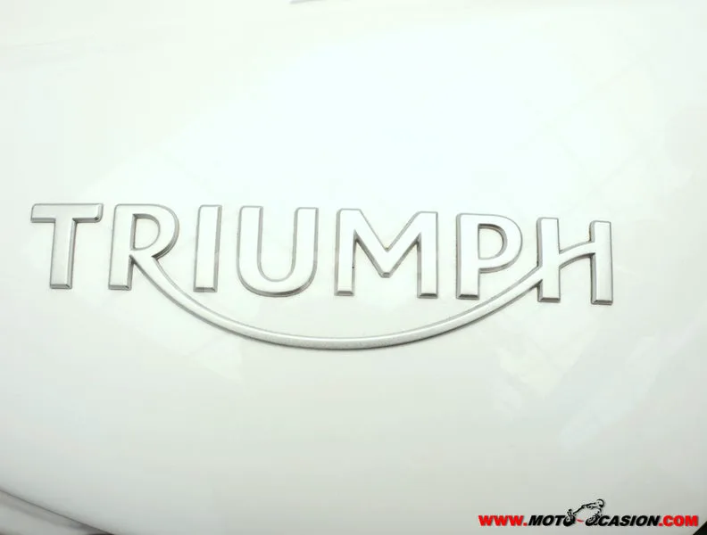 Triumph Street Triple 765 - Vista 8