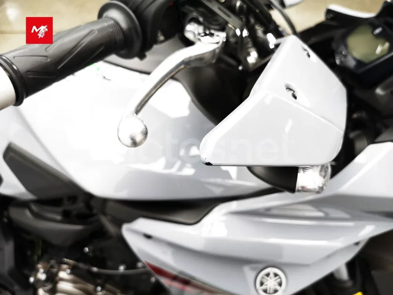 Yamaha Tracer 700 - Vista 32