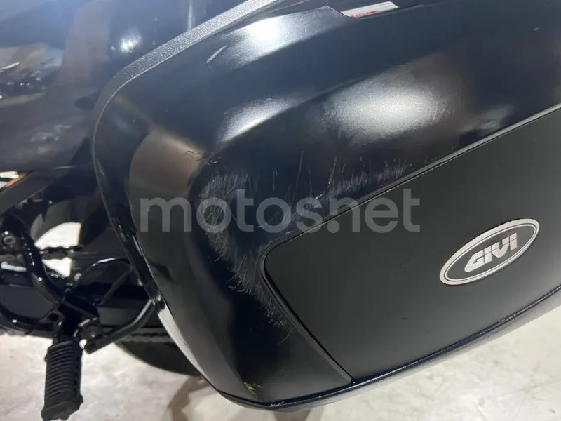 Suzuki V-Strom 650 - Vista 13