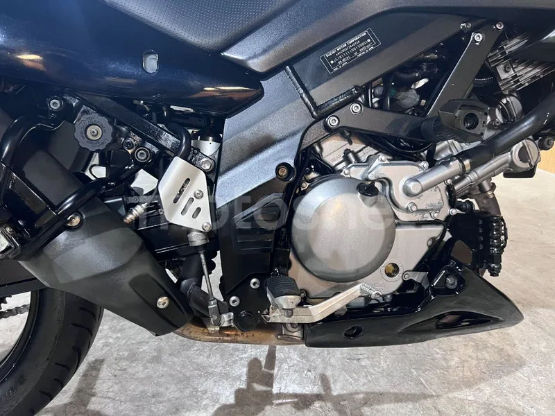 Suzuki V-Strom 650 - Vista 21