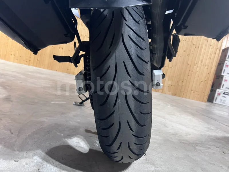 Suzuki V-Strom 650 - Vista 6
