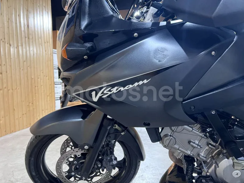 Suzuki V-Strom 650 - Vista 55