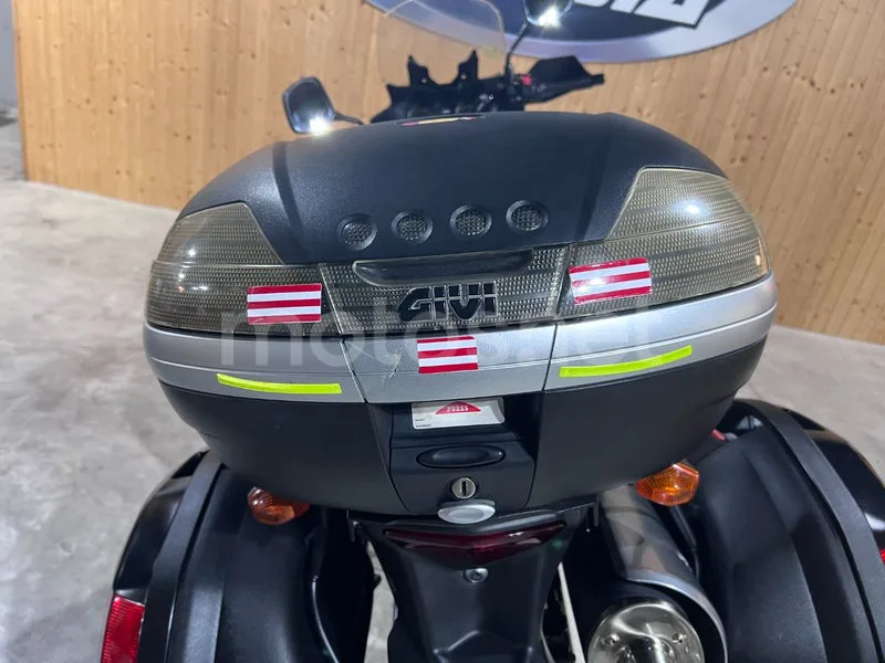 Suzuki V-Strom 650 - Vista 9