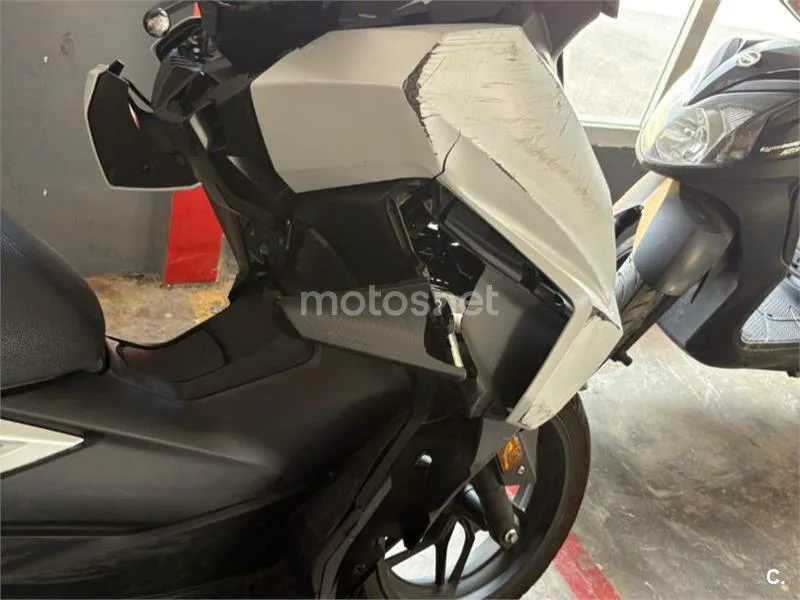 Honda Forza 125 - Vista 7