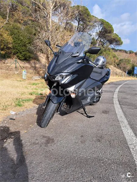 Yamaha TMAX 530 - Vista 4
