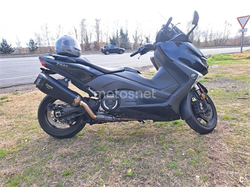 Yamaha TMAX 530 - Vista 5