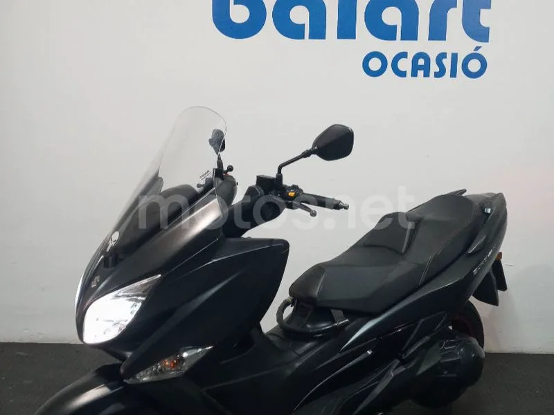 Suzuki Burgman 400 - Vista 6