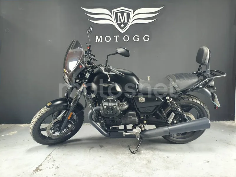 Moto Guzzi V7 - Vista 5